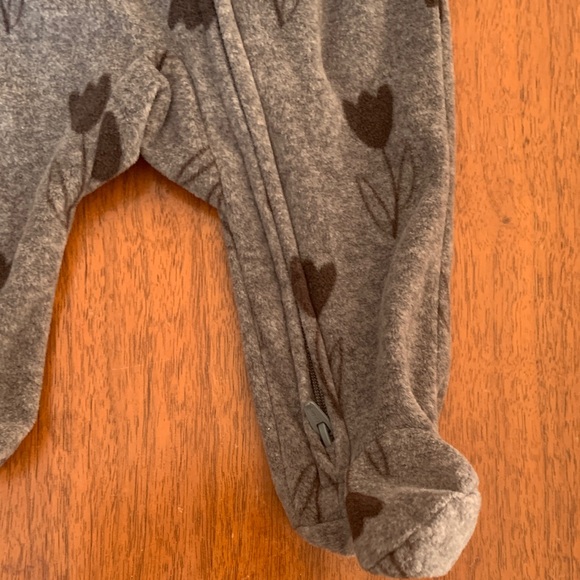 🍊5/$25 NWOT Carter's Charcoal Tulip Print Fleece Footie size 3m - Picture 3 of 6